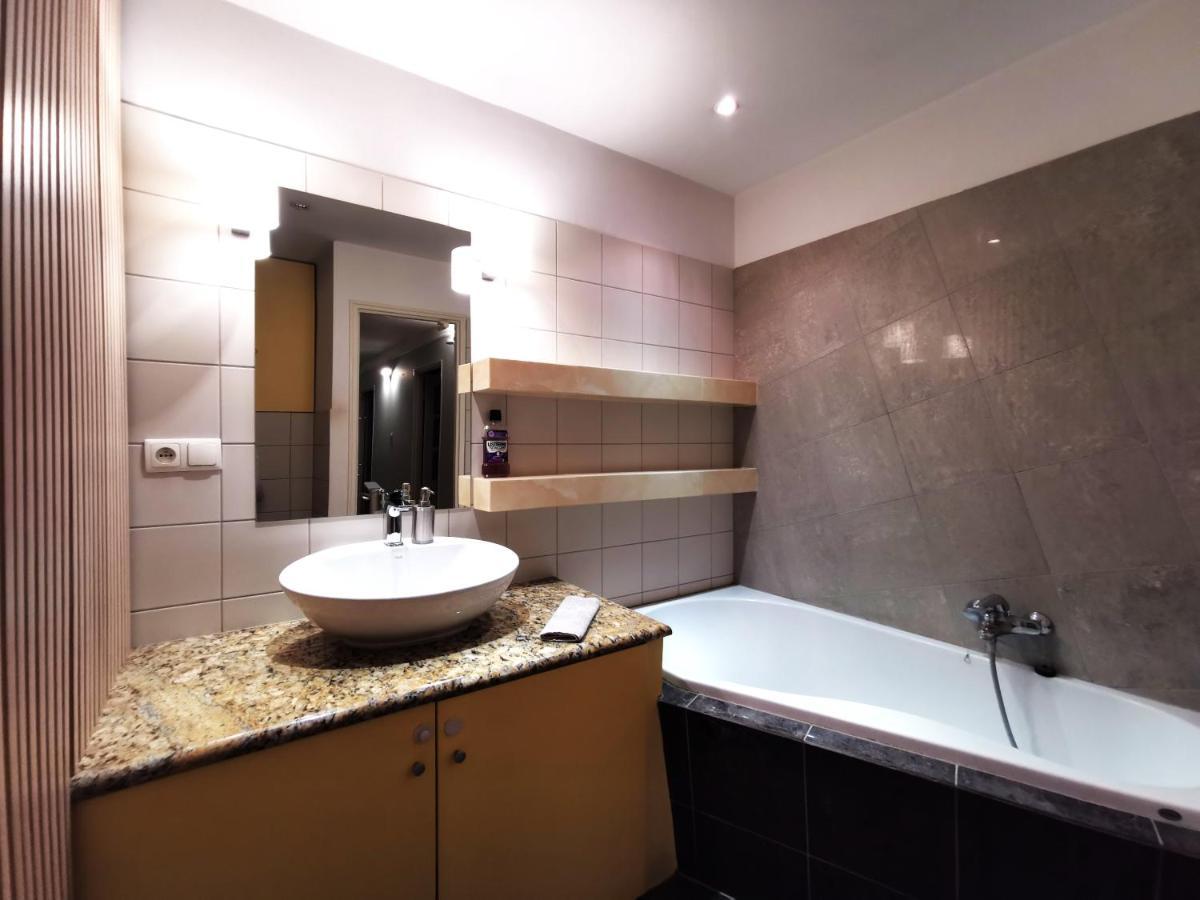 Nozownicza Apartment ~ Self Check-In 24H ~ Lift Wroclaw Bagian luar foto