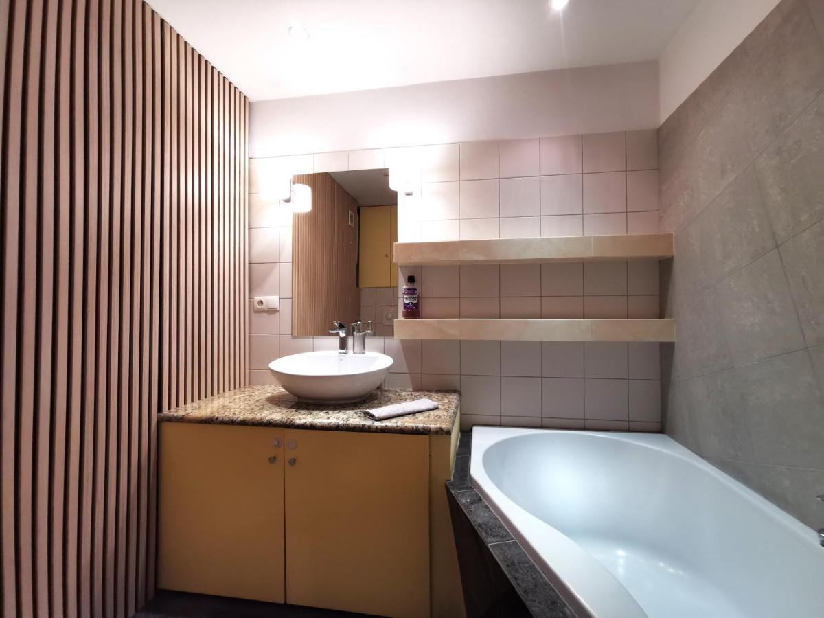 Nozownicza Apartment ~ Self Check-In 24H ~ Lift Wroclaw Bagian luar foto